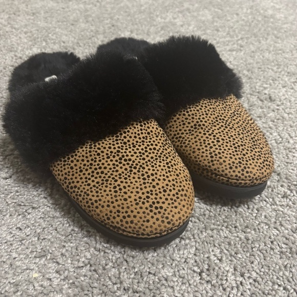 Gianni Bini Animal Print Slippers Size 7-7.5 - Picture 2 of 5
